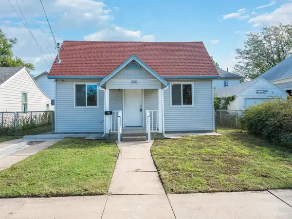 220 Old Main St, Newton, KS 67114