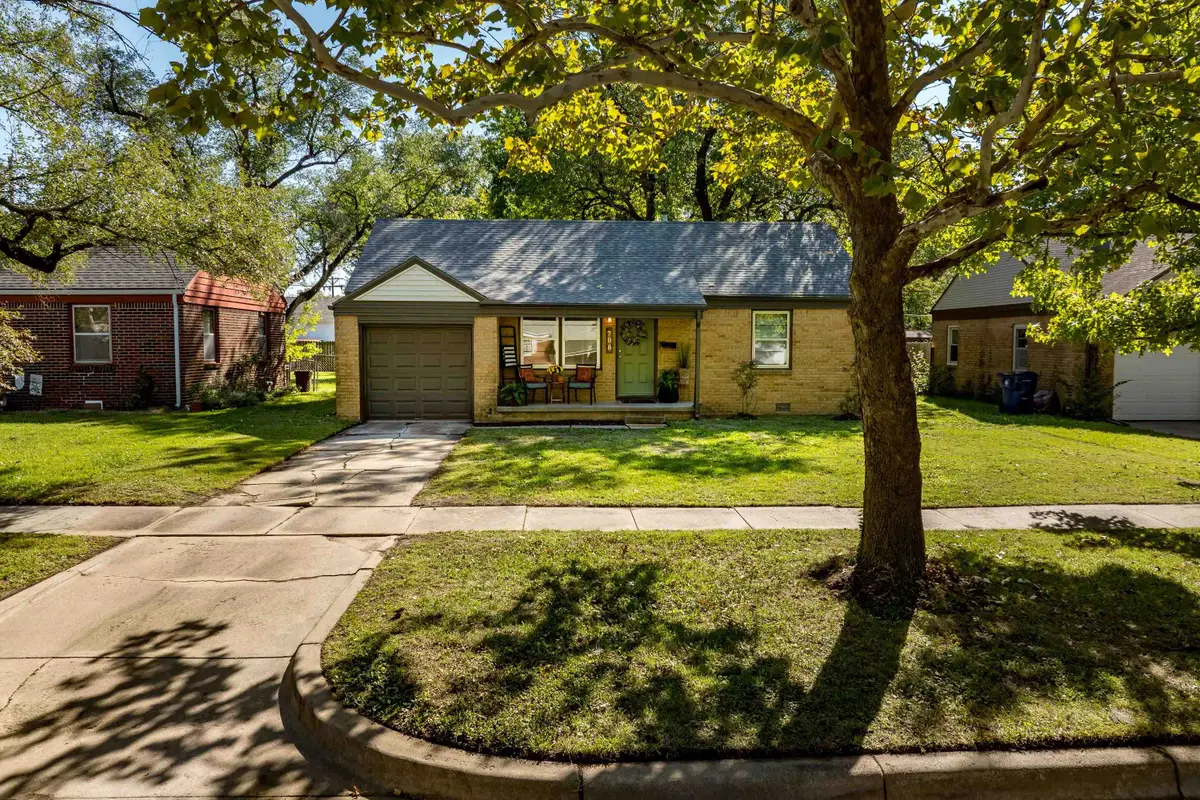 708 S Mission Rd, Wichita, KS 67207 - #1