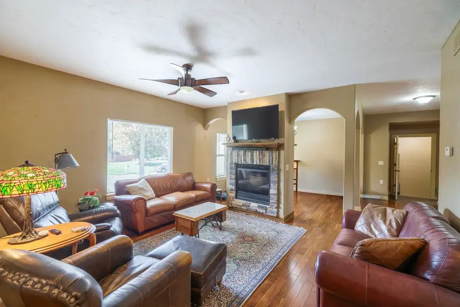 830 S Stagecoach St., Wichita, KS 67230 - #3
