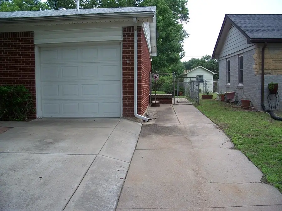 7601 E Indianapolis, Wichita, KS 67207 - #3