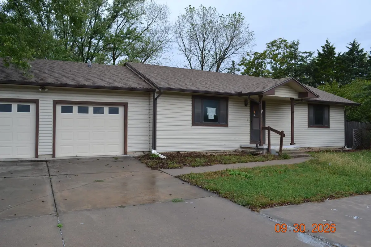523 N Lakeside Dr., Andover, KS 67002 - #1