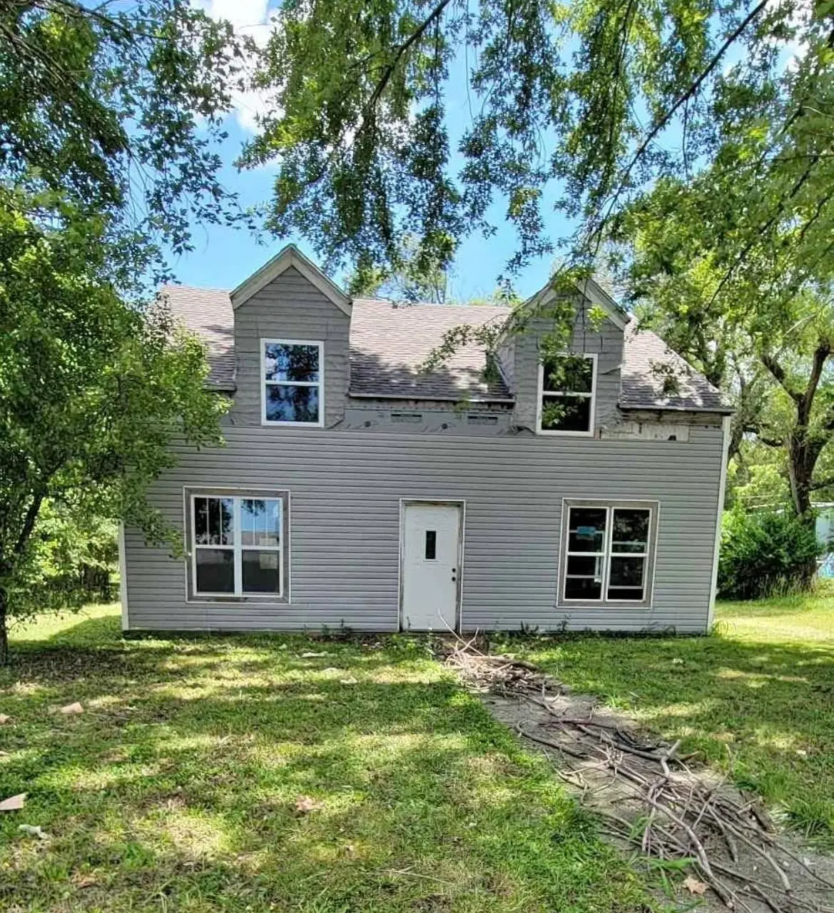 818 S 4th, Madison, KS 66860 - #1