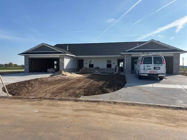 3634 N Azalea St, Maize, KS 67223