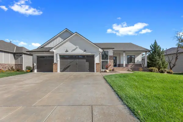 1502 N Shadow Rock Dr., Andover, KS 67002