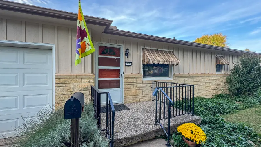 8442 W Murdock Ave, Wichita, KS 67212 - #2