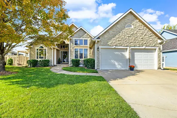 2944 Tasker Ln, Salina, KS 67401