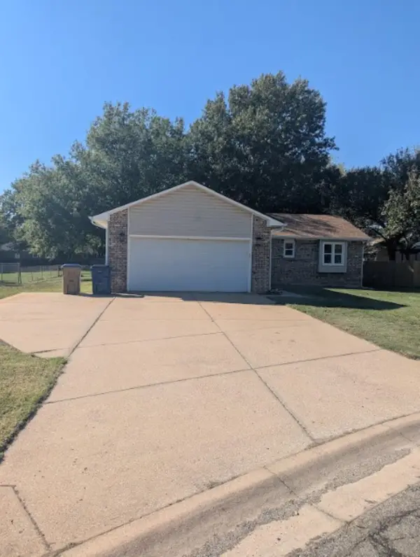 301 Scott, Valley Center, KS 67147
