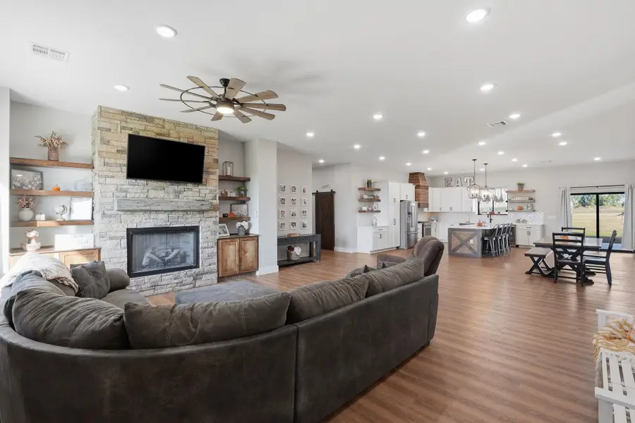 37900 W 13th St N, Cheney, KS 67025 - #3
