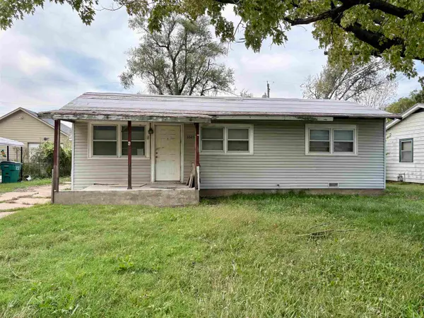 3325 S Vine St, Wichita, KS 67217