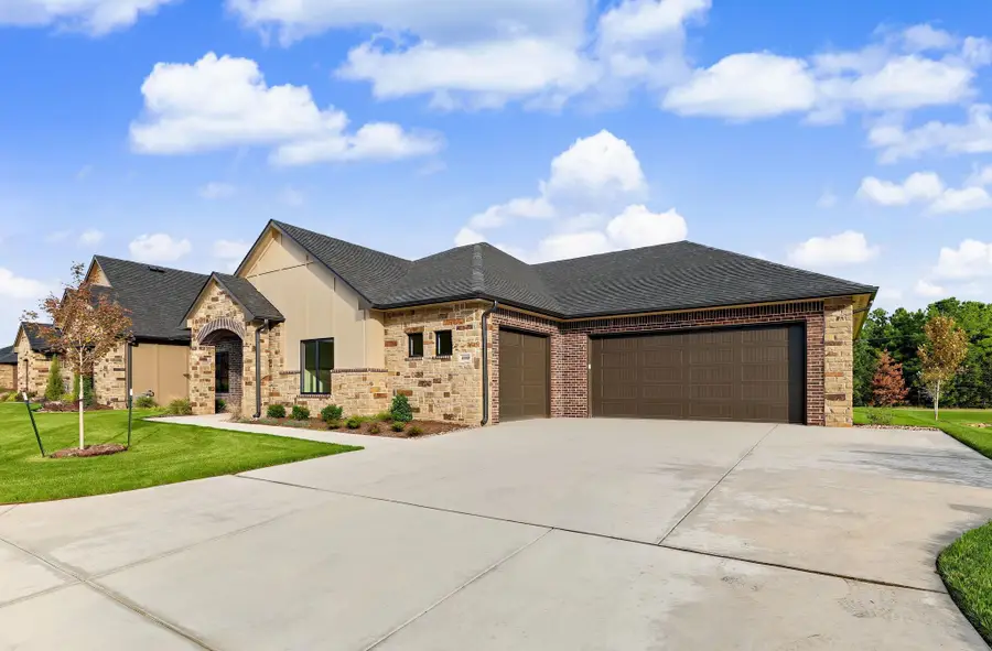 4089 N Tyler Ct, Maize, KS 67101 - #2