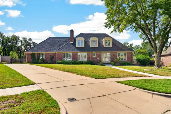 7009 E Stonegate St, Wichita, KS 67206