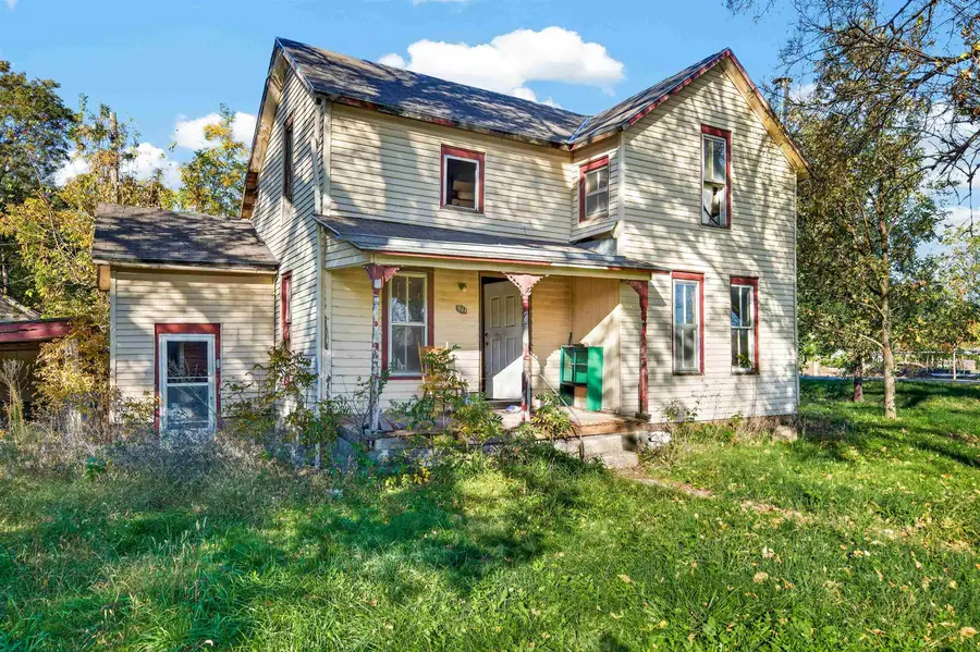 811 N Plum St, Peabody, KS 66866 - #3