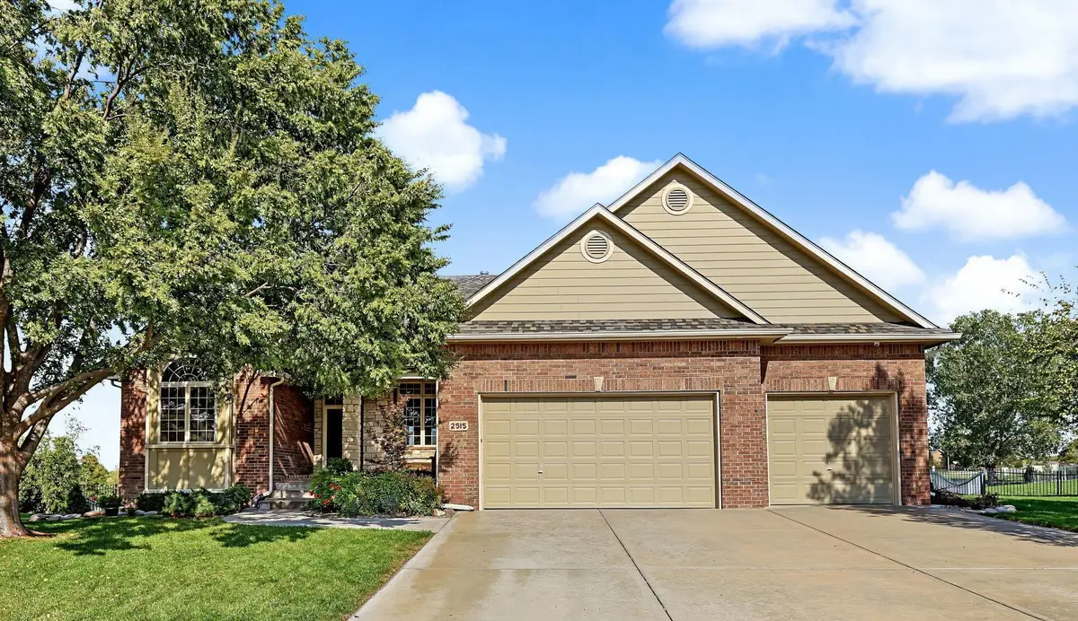 2515 N Fairway Circle, Derby, KS 67037 - #1