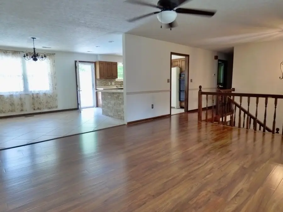 429 Cardinal Road, Russell, KY 41169 - Image #3