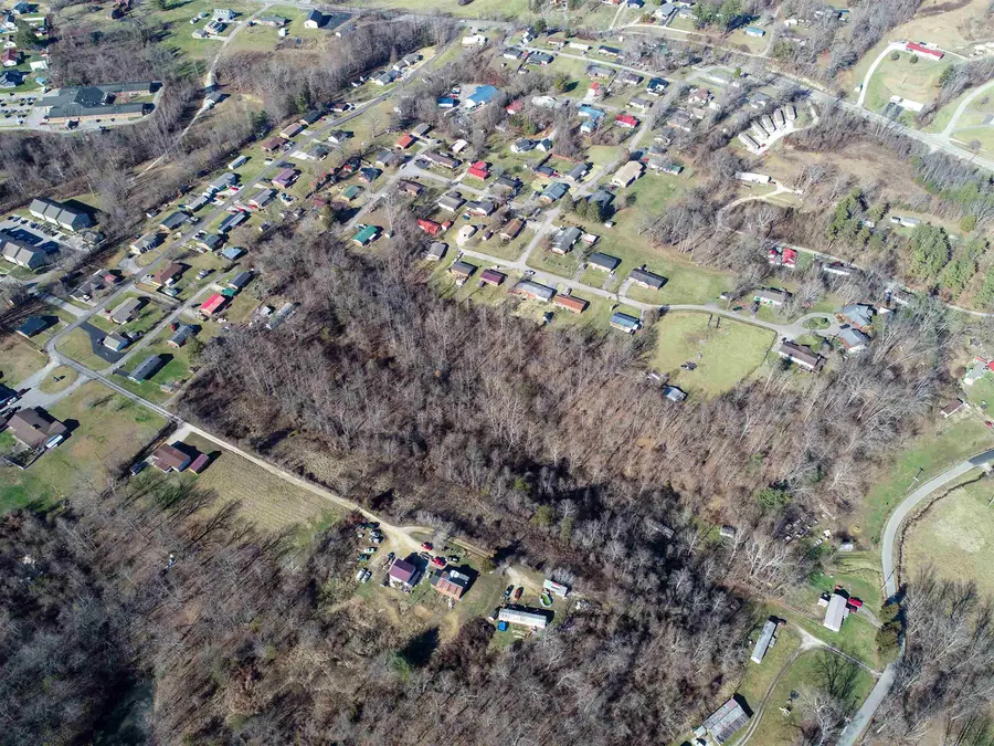 1180 E Maple Street, Grayson, KY 41143 - Image #3