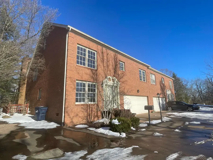 4945 Robin Hood Dr., Ashland, KY 41101 - #2