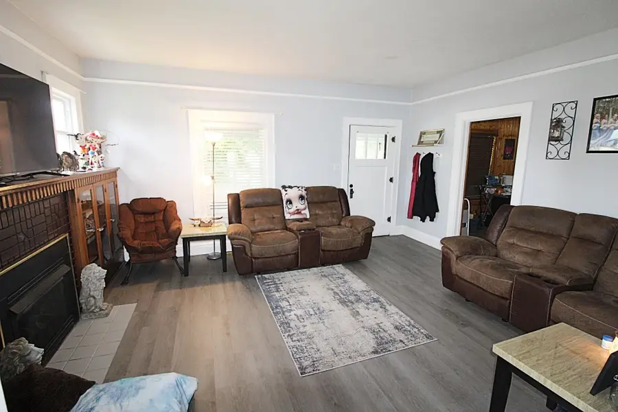 3239 Walters Hill Drive, Ashland, KY 41101 - #3