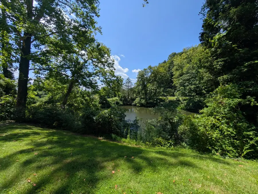 101 Magnolia Lane, Ironton, OH 45638 - #2