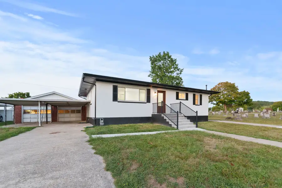 3303 Newman Street, Ashland, KY 41101 - #3