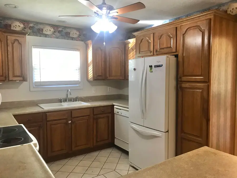 2649 Lynnwood Avenue, Ashland, KY 41101 - #3