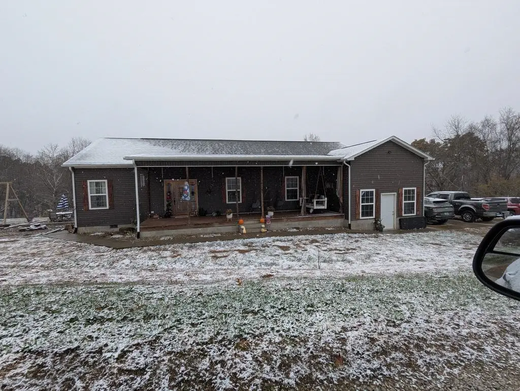 240 Walnut Lane, Grayson, KY 41143 - Image #1