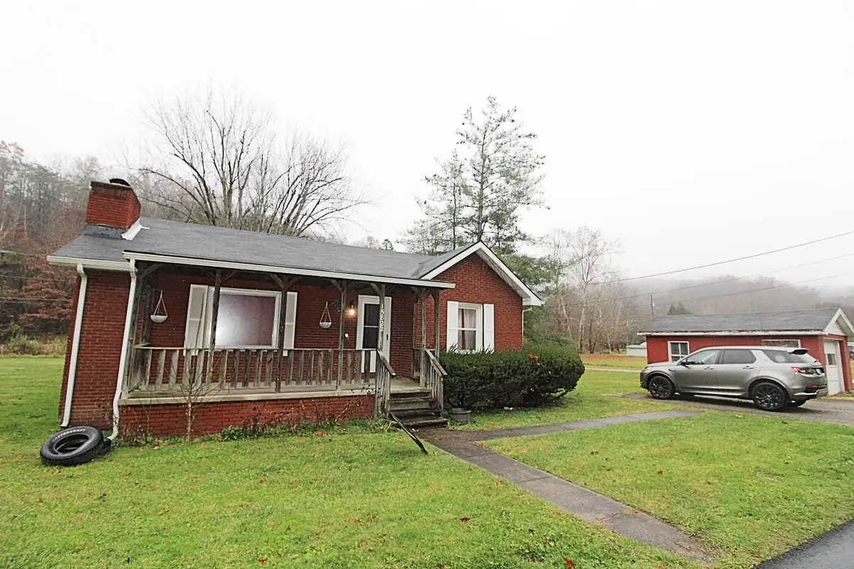 15822 KY 854 Road, Rush, KY 41168 - #1