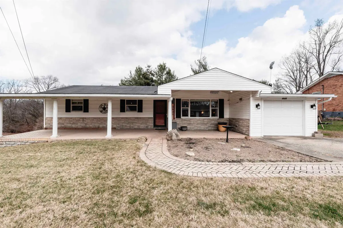 4825 Sherwood Drive, Ashland, KY 41101 - #1