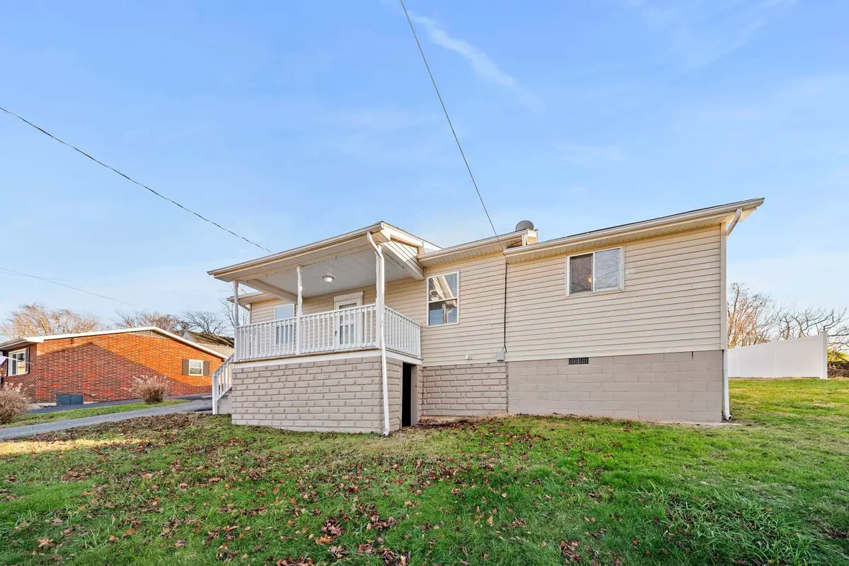 1839 Hoods Creek Pike, Ashland, KY 41101 - Image #1