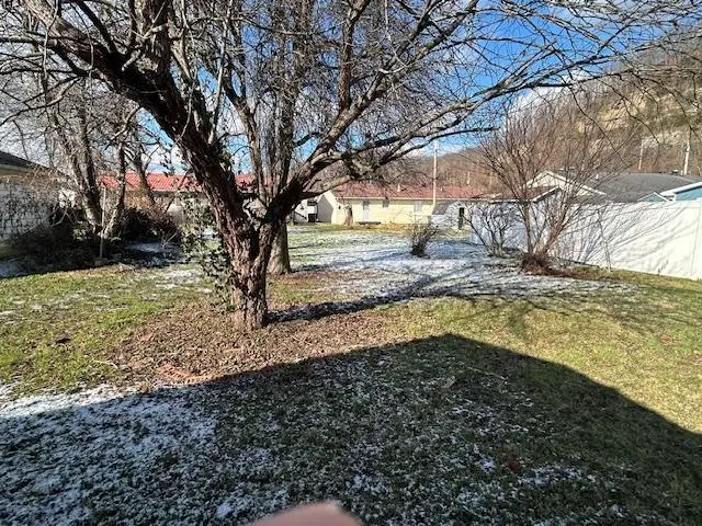 517 Orchard St, Ironton, OH 45638 - Image #2