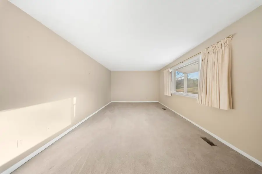 18312 Raleigh Drive, Catlettsburg, KY 41129 - Image #2