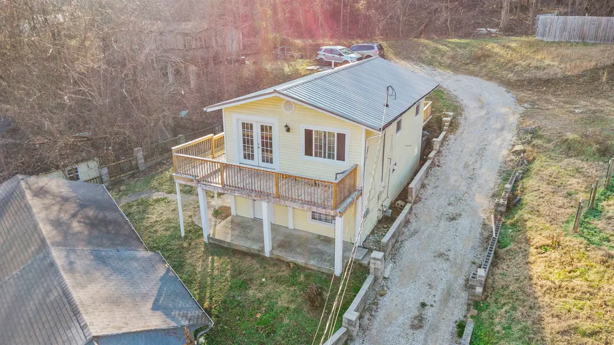 3302-3304 Springhaven Street, Catlettsburg, KY 41129 - #1