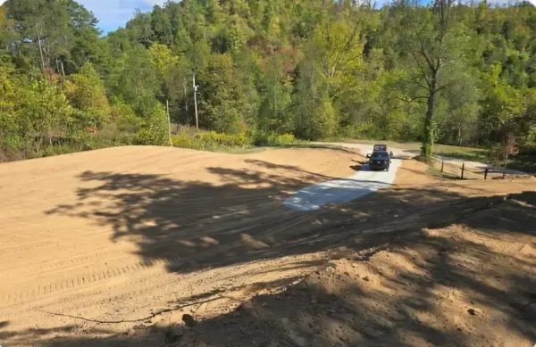 843 Howe Hollow, greenup, KY 41144