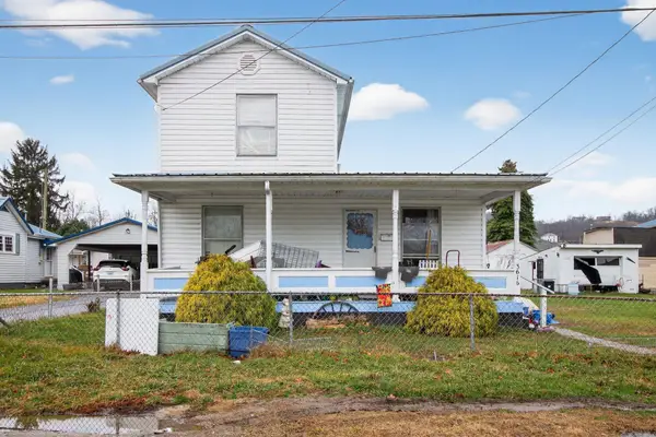 3616 Lark Street, catlettsburg, KY 41129