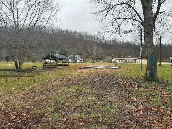 124 Berman Lane, greenup, KY 41144