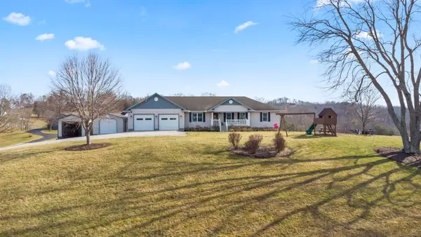 218 Fox Run Rd, grayson, KY 41143