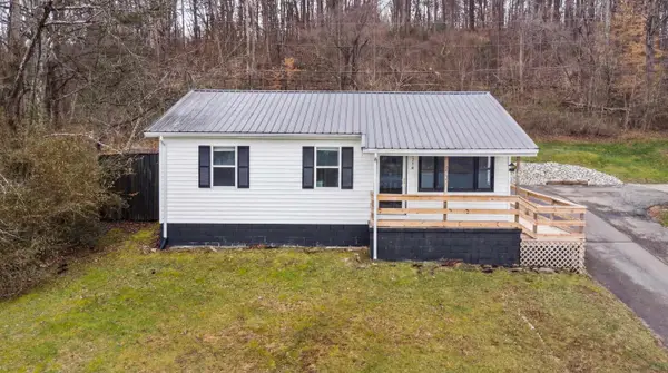 1520 Luci Mae Drive, flatwoods, KY 41139