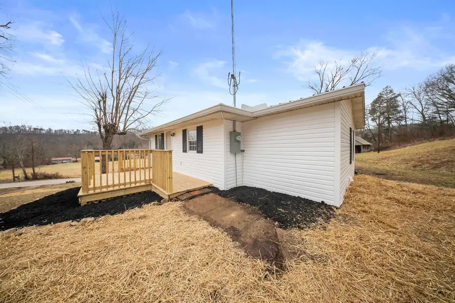 3304 Laurel Road, Greenup, KY 41144 - #2