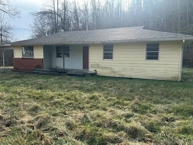 800 Huffs Run Rd, Grayson, KY 41143 - #1