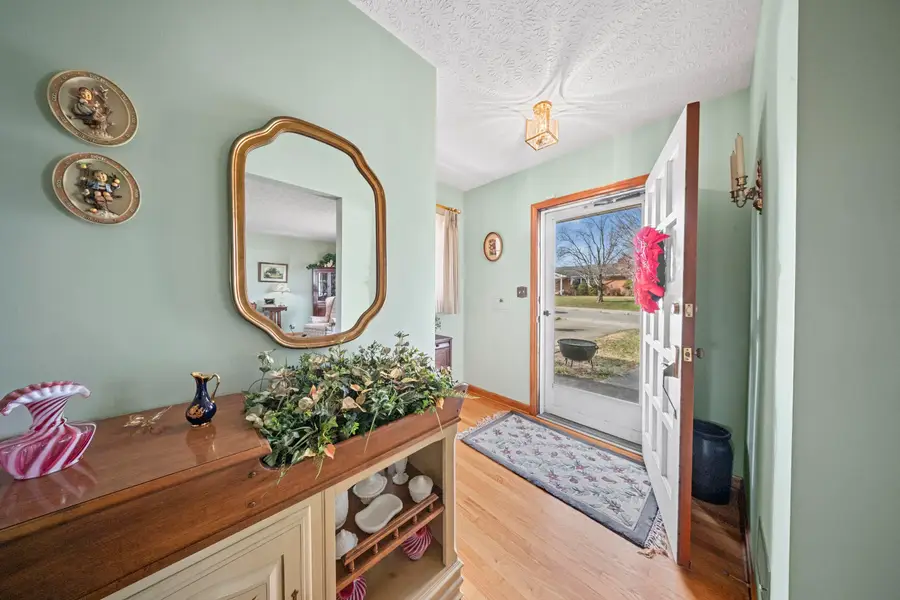 2902 Ranch Road, Ashland, KY 41102 - #3