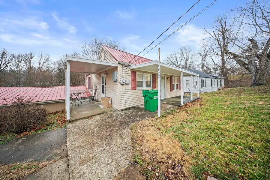 135 McKnight Street, Ashland, KY 41102 - #2