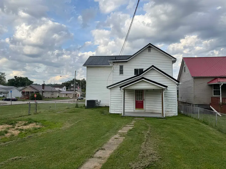 1305 N 3rd Street, Ironton, OH 45638 - #2