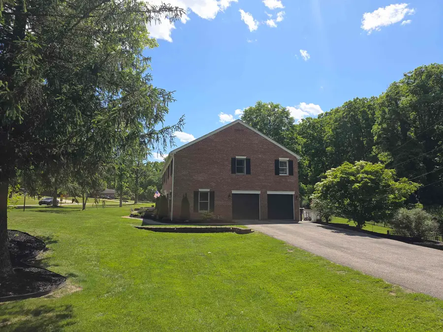 101 Stoney Brooke Drive, Ashland, KY 41101 - #2