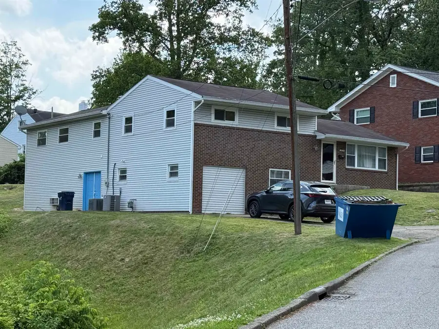 2534 Oaklawn Ct, Ashland, KY 41101 - #2