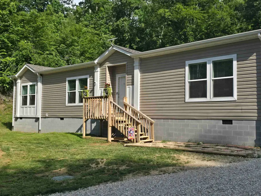 6787 E US Highway 60, Rush, KY 41168 - #2