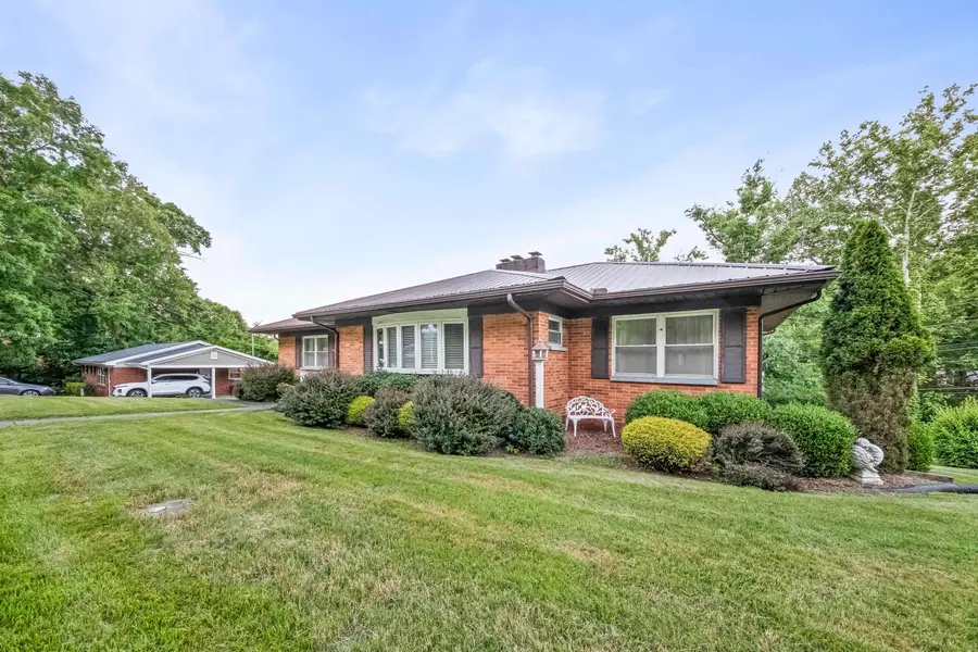 128 India Drive, Russell, KY 41169 - #3