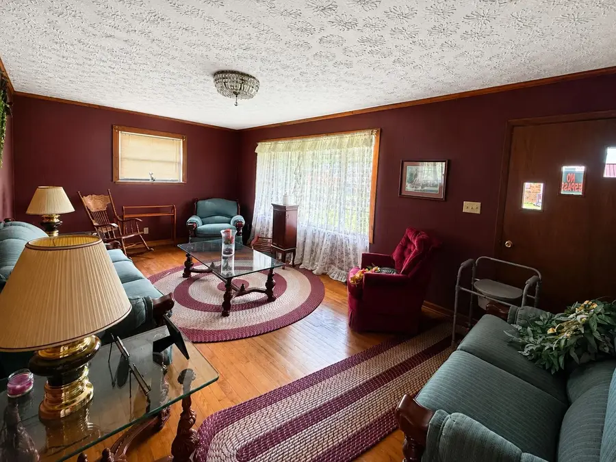 811 Webster Street, Grayson, KY 41143 - #3