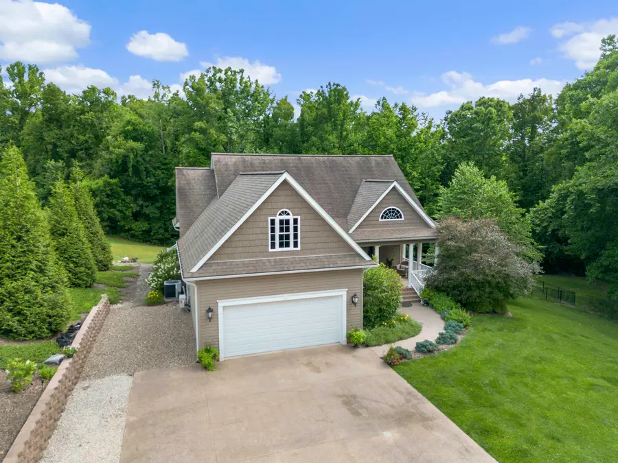 662 Lakewood Drive, Grayson, KY 41143 - #2