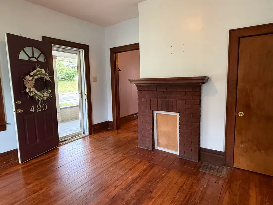 420 Blackburn Ave., Ashland, KY 41101 - #2