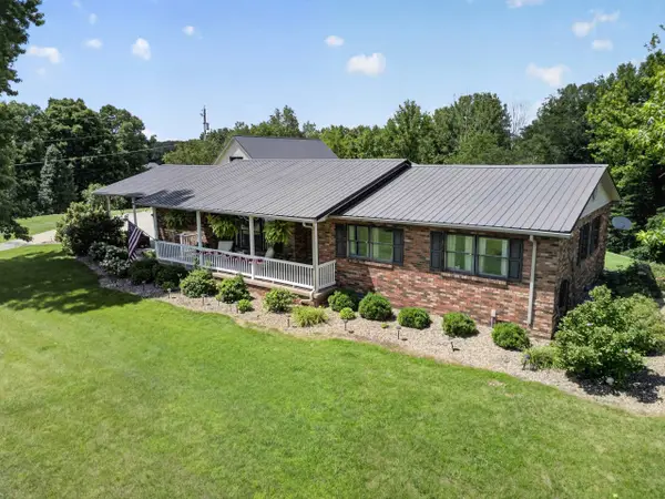 1080 Lakewood Drive, grayson, KY 41143