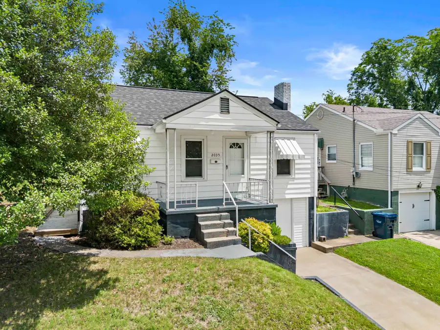 2035 Moore Street, Ashland, KY 41101 - #3